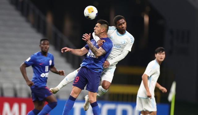 威廉体育-收官战遭遇主场首败 上海申花痼疾难除欲换双马？